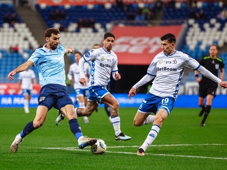     В первом круге в Самаре сильнее были москвичи, они победили со счетом 3:2. Фото: Виктор Лунченко/ПФК «Крылья Советов»