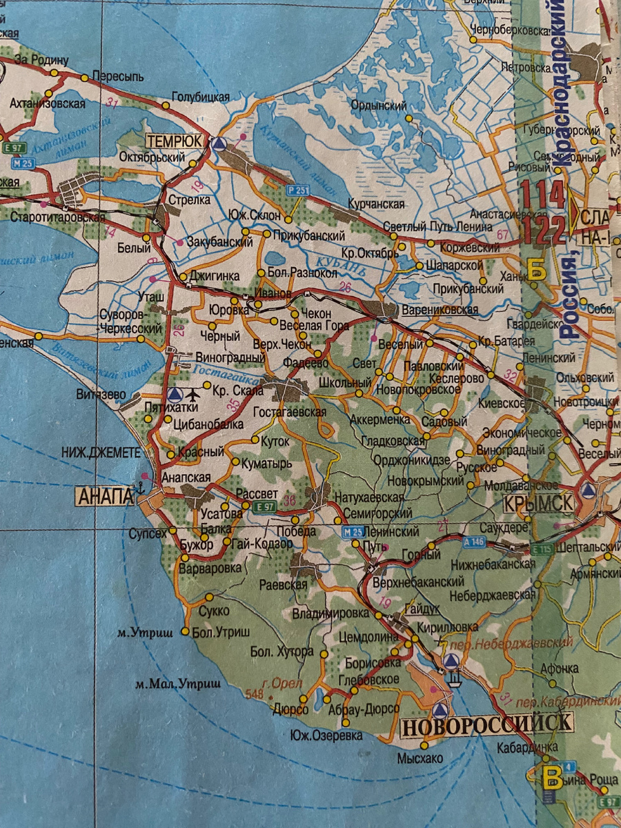 Почти всё что на карте, мы проехали пока искали дом.