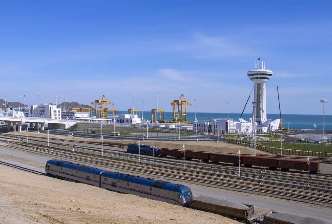    Цветокоррекция оригинального изображения была произведена с использованием ИИ "Ниязов 2.0"