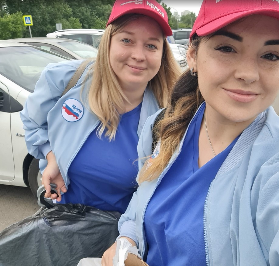 Екатерина Зуева и Ксения Вешнякова