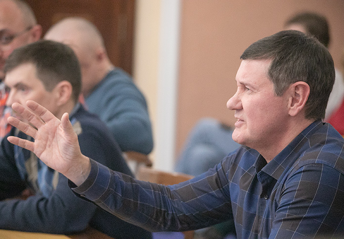    Игорь Салов обратился к губернатору области. Фото Михаила Перикова из архива "Континента Сибирь"