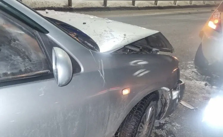     На месте аварии. Автор: редакция. Фото: МВД.