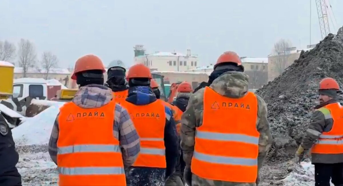    Фото: стоп-кадр видео от пресс-службы ГУ МВД России по Петербургу и Ленобласти