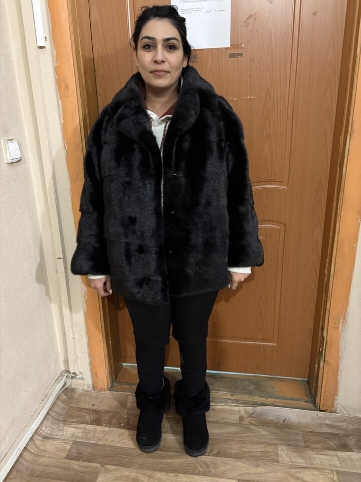     Задержанная. Фото: Отделение по связям со СМИ УМВД России по Екатеринбургу.