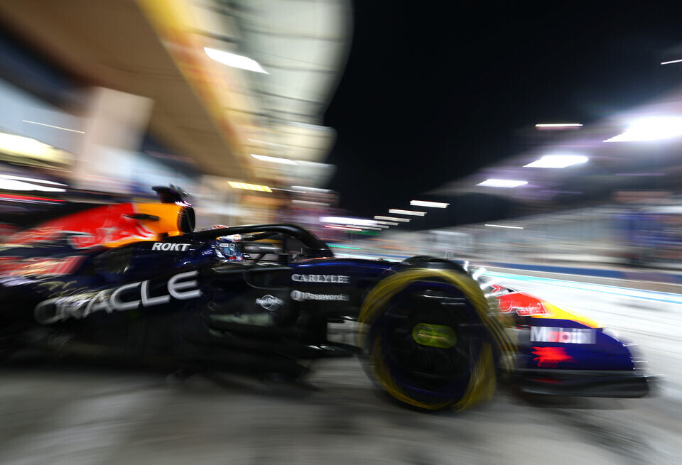    Тесты Ф1 в Бахрейне: на машине Red Bull Racing возникли проблемыGetty Images / Red Bull Content Pool