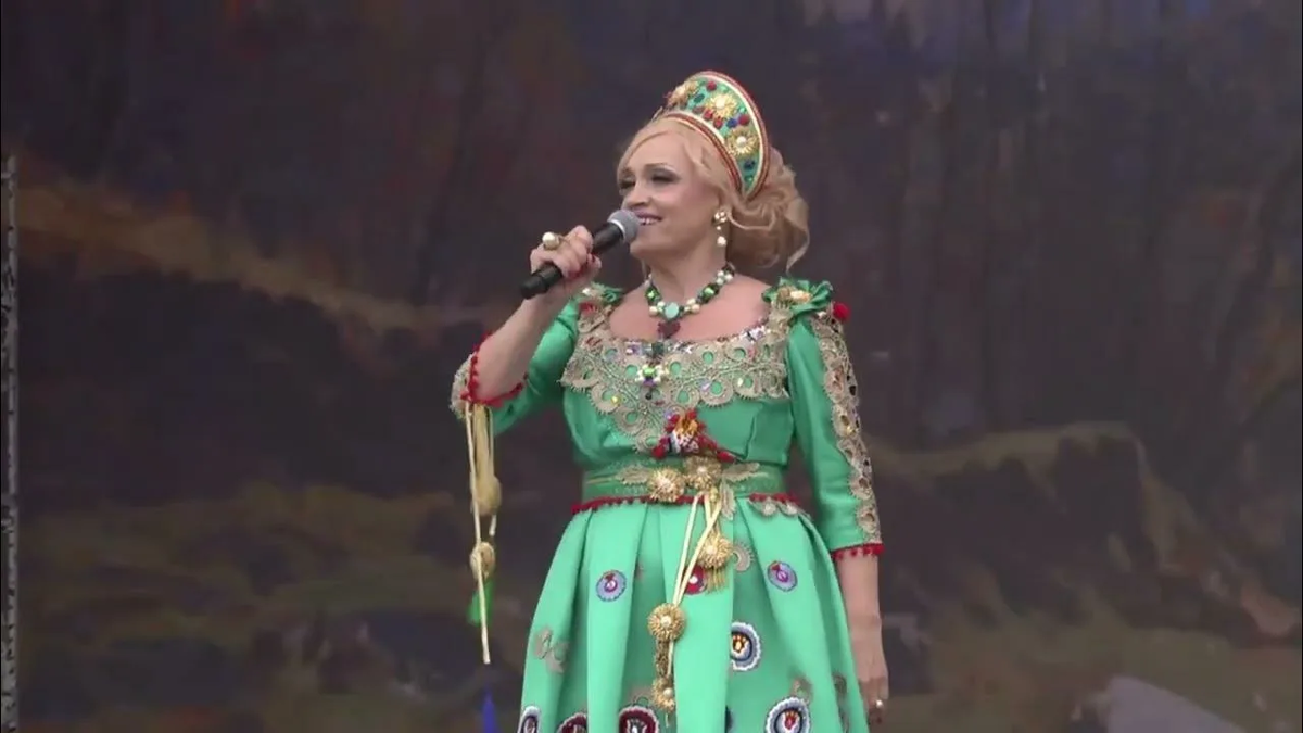 Фото: скриншот с видео выстепления артистки