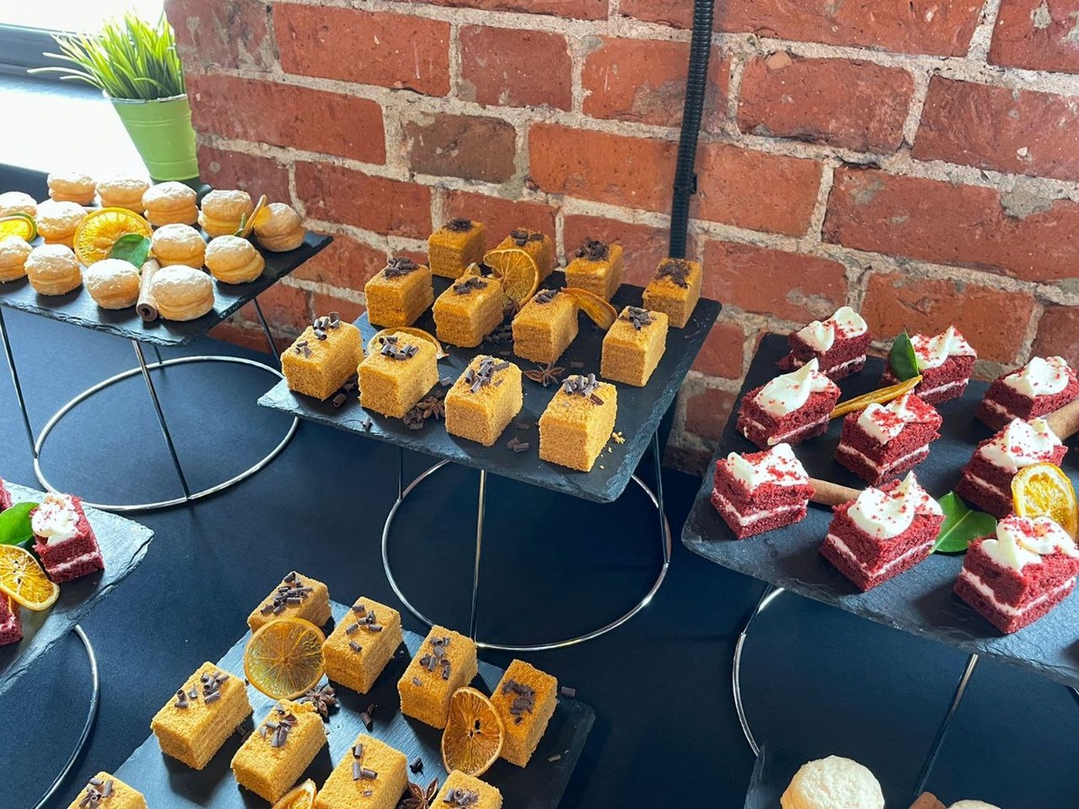 Кейтеринг на мероприятие с выездом - m-catering.ru