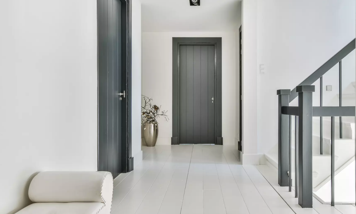 WOOD&METAL на деревянных поверхностях