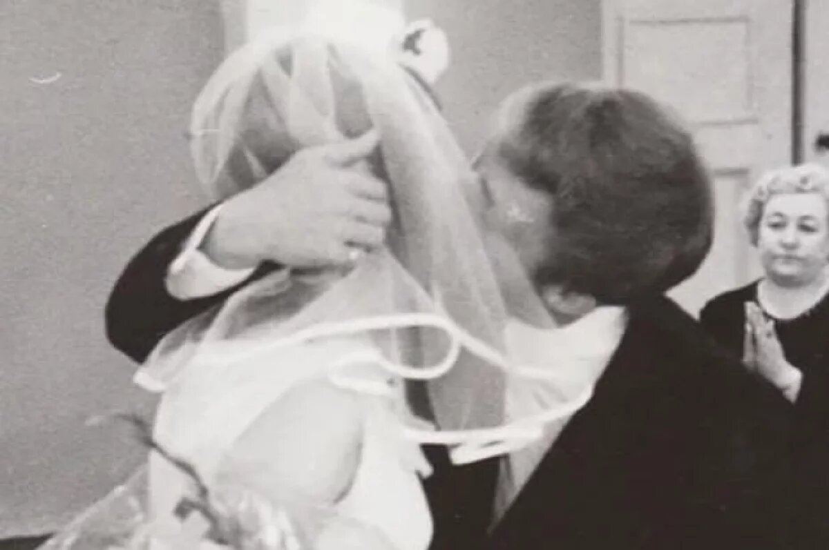    В области введена единовременная выплата юбилярам семейной жизни