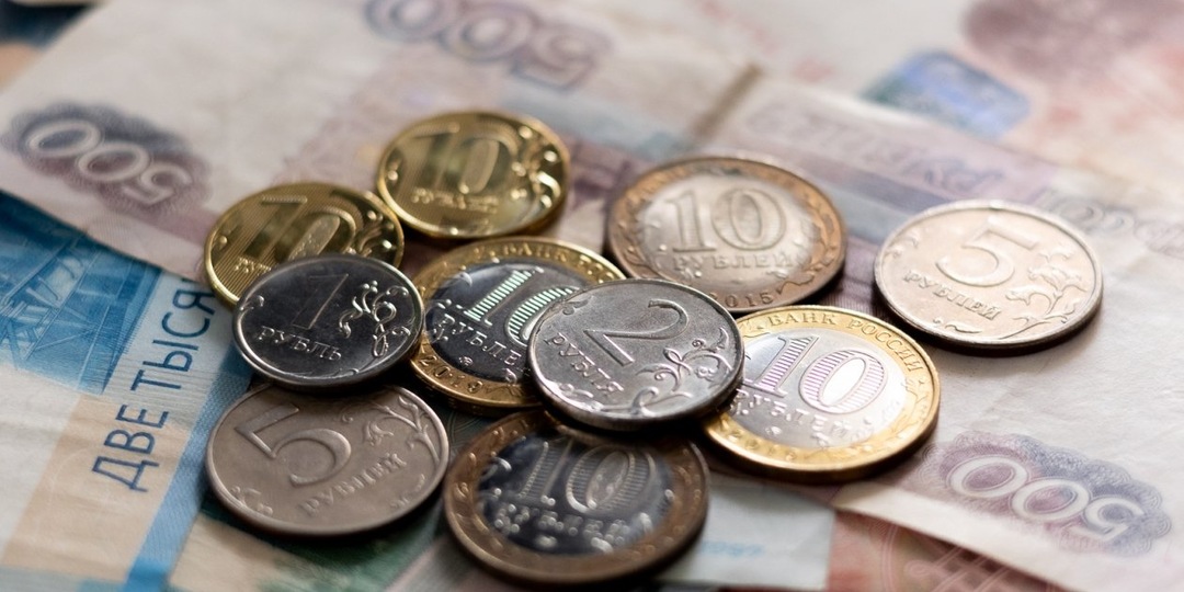 Выплаты россиянам к 23 февраля: кто в списках на получение денег