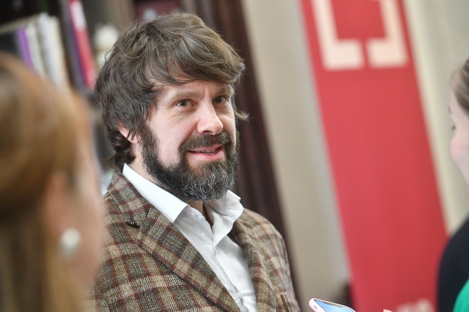    Сергей Перегудов - один из ведущих актеров Театра имени Ленсовета. Алексей БУЛАТОВ