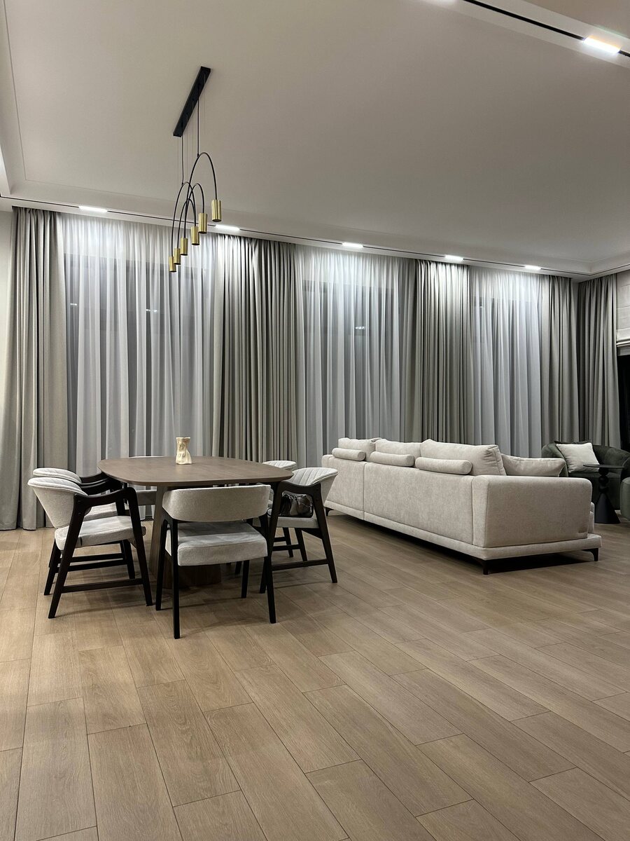 Шторы вечером