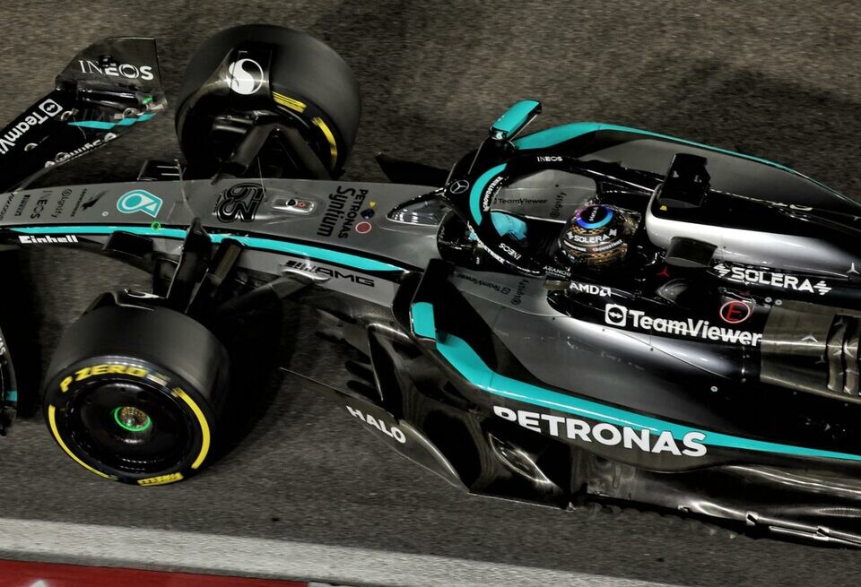    FIA может ограничить мощность мотора MercedesLAT Images / Mercedes