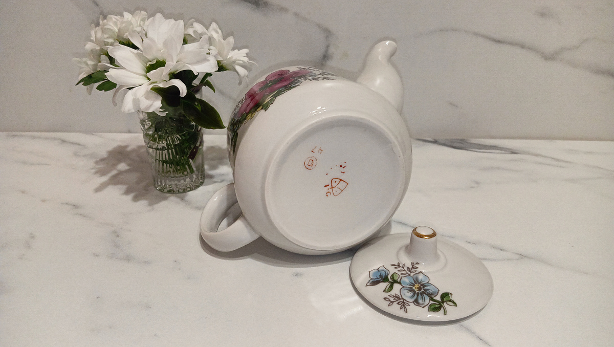 Винтажные подарки февраля. Фото автора 