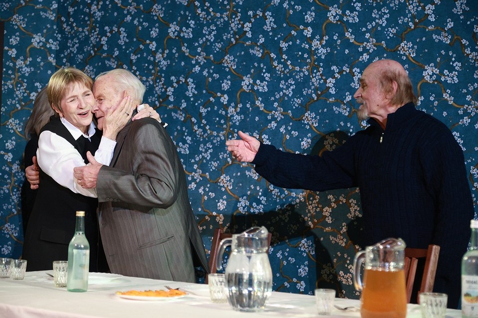    Комедия "СтаРАДОСТЬ" Олег УКЛАДОВ