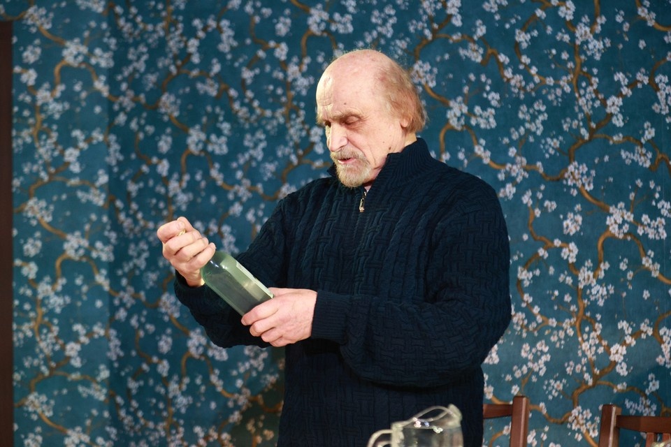    Комедия "СтаРАДОСТЬ" Олег УКЛАДОВ