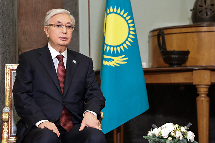    По словам Токаева, новый документ «закладывает долгосрочные основы дальнейшего прогрессивного развития Казахстана».   
Фото: © Roman Naumov / URA.RU / www.globallookpress.com