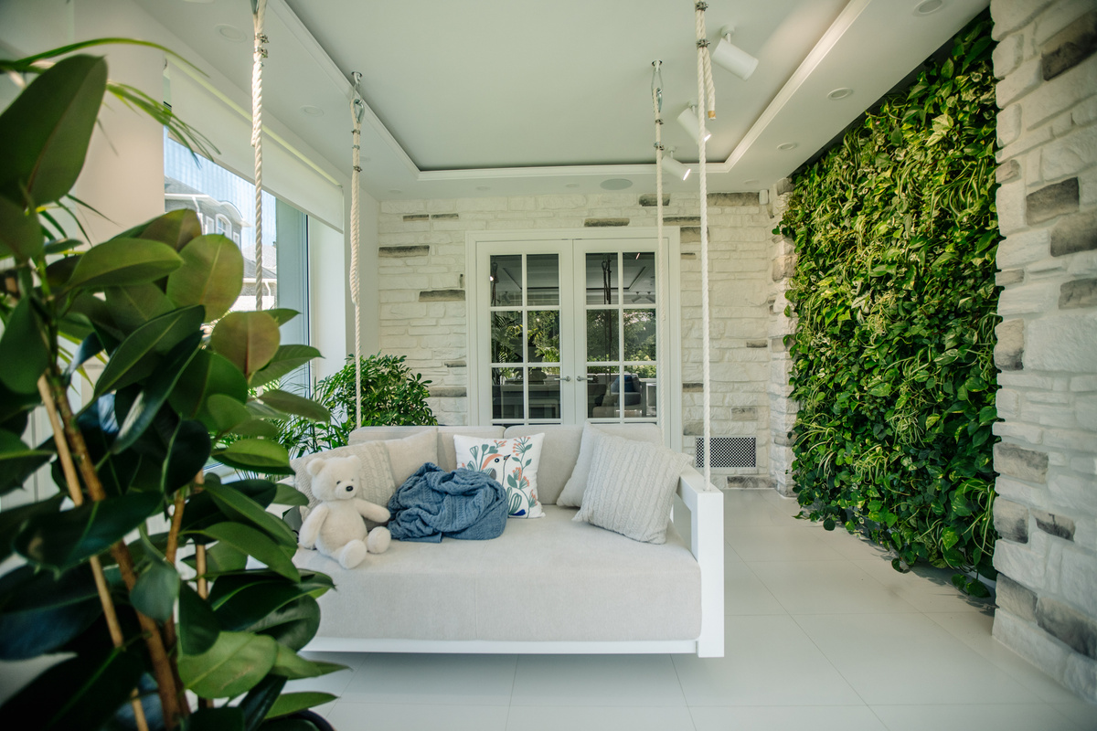 Выполнено декораторами Me Decor