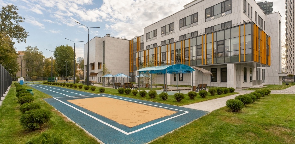     Владимир Ефимов: в 2025 году в столице построили более 60 объектов образования