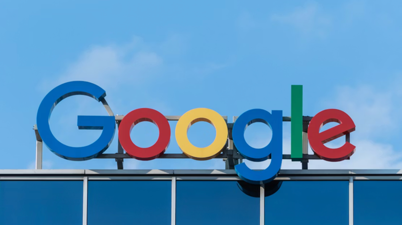     Pawel Czerwinski/Unsplash