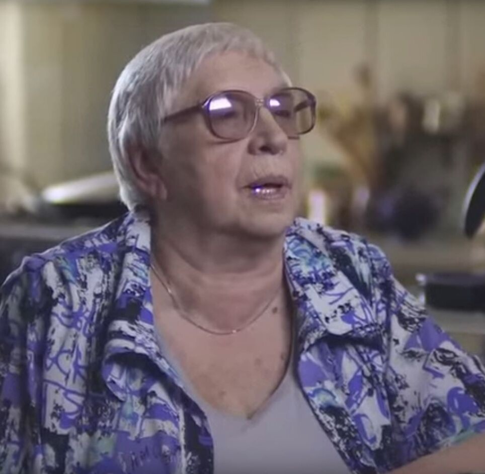 скрин из фильма "Цой-КИНО" 2012 год