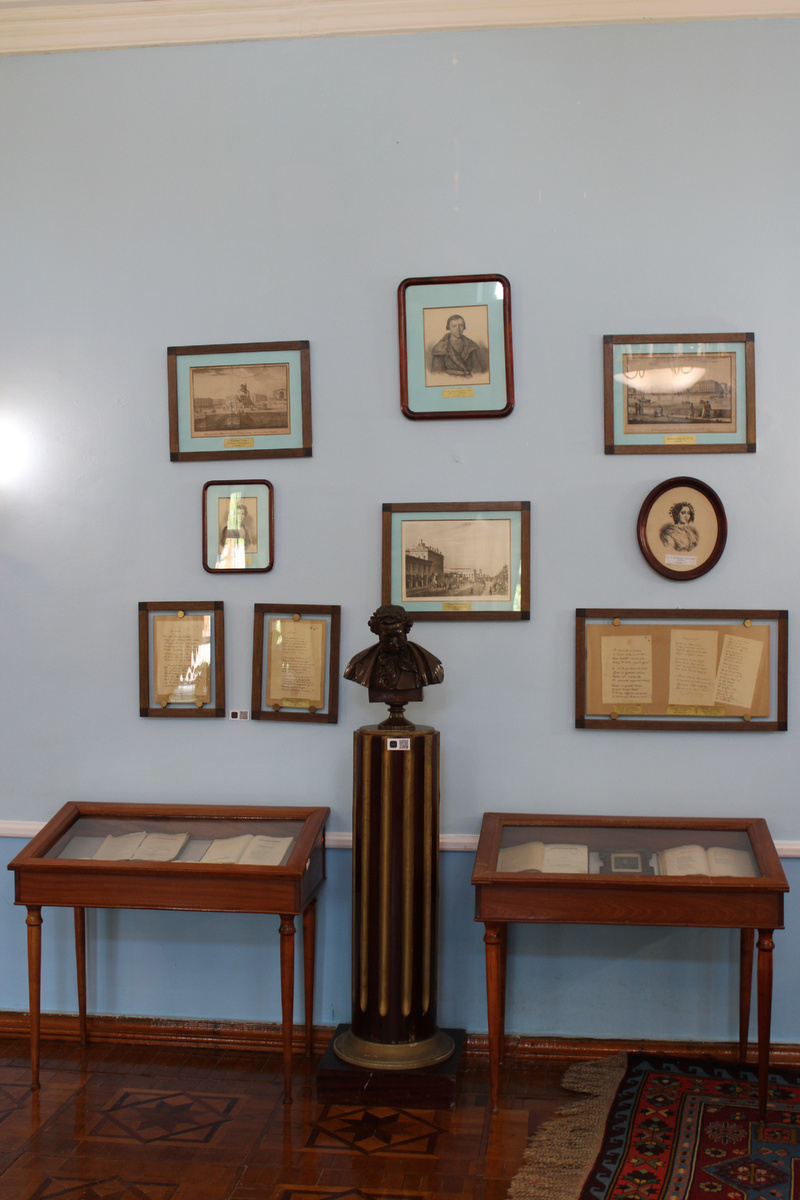 Пушкинский уголок в музее-заповеднике Ф. И. Тютчева "Овстуг". 