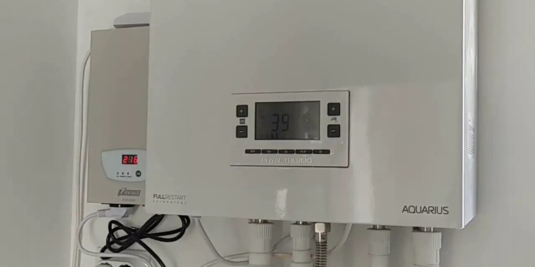 Самостоятельно поменял насос на Роял Термо 24 и обратился за ремонтом с ошибками Е02 и Е03. Или, невероятно но факт.