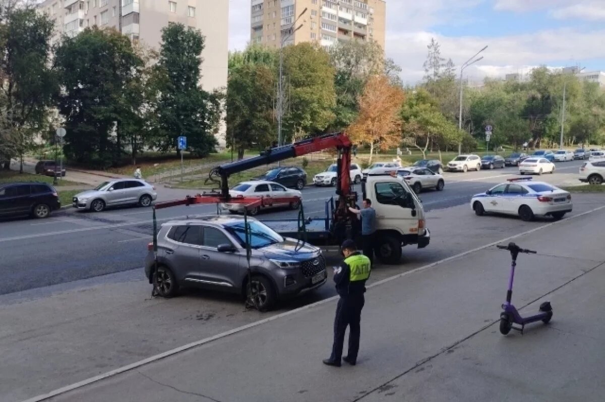    В Тольятти снова будут эвакуировать неправильно припаркованные автомобили