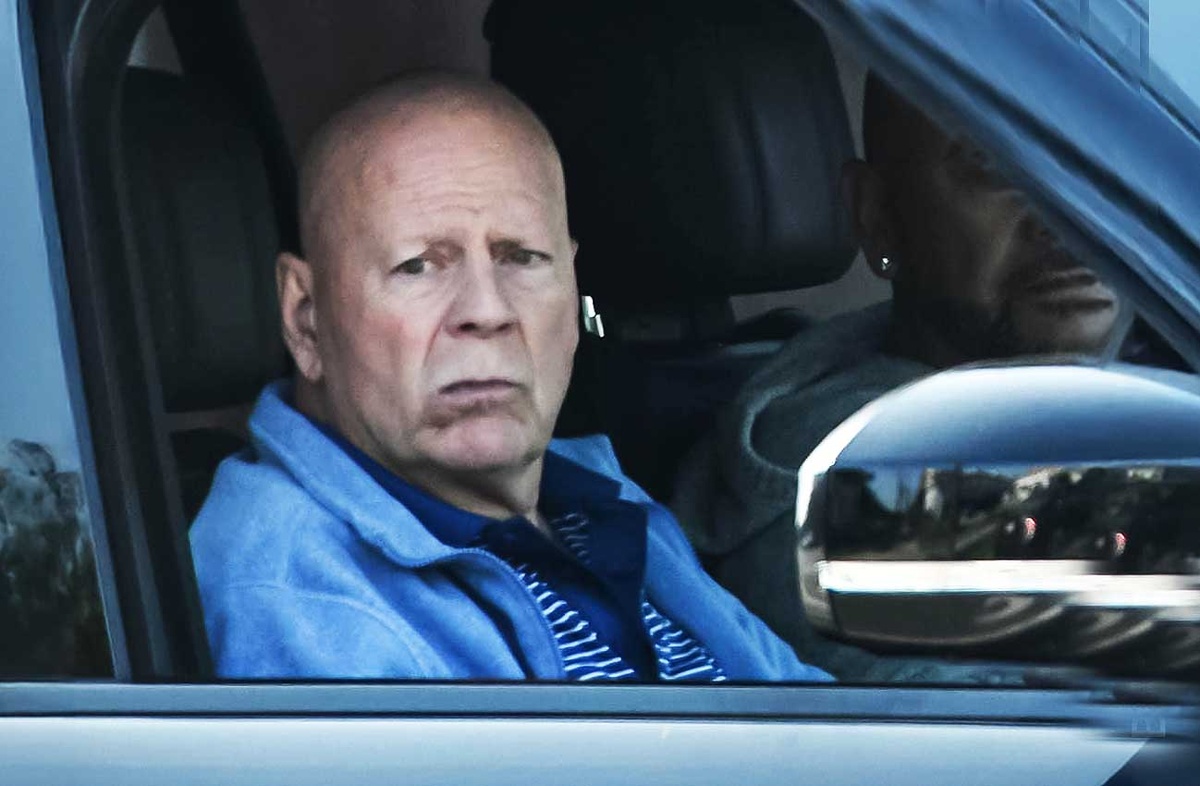 Брюс Уиллис