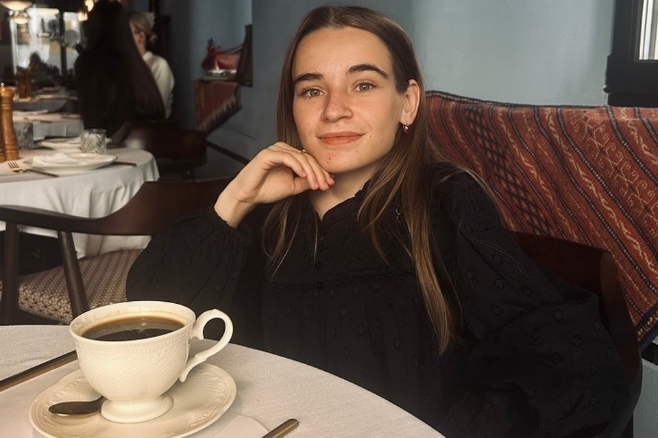    Лиза показала всему интернету, кому действительно тяжело добраться к первой паре. Фото: личная страница в соцсетях