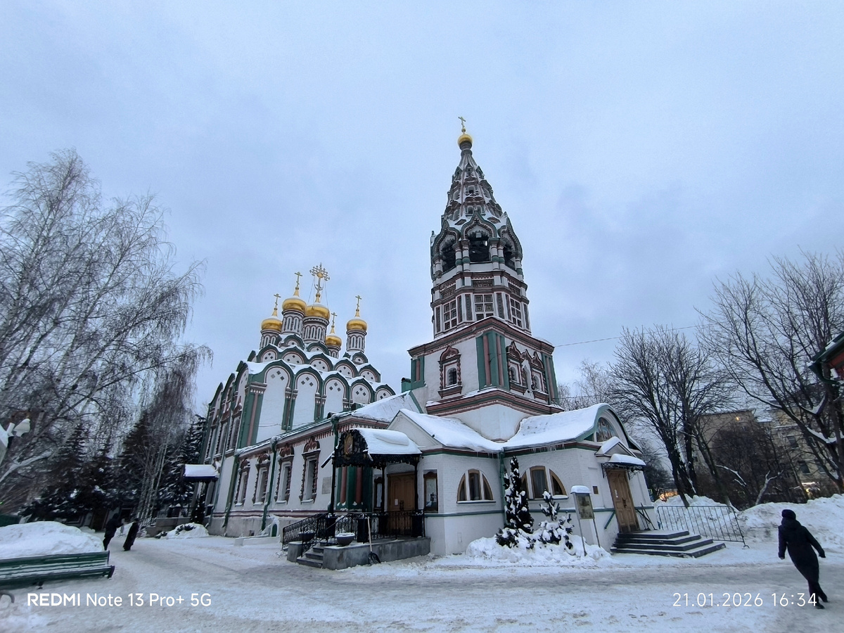Храм Николы в Хамовниках, так он выглядит сегодня.