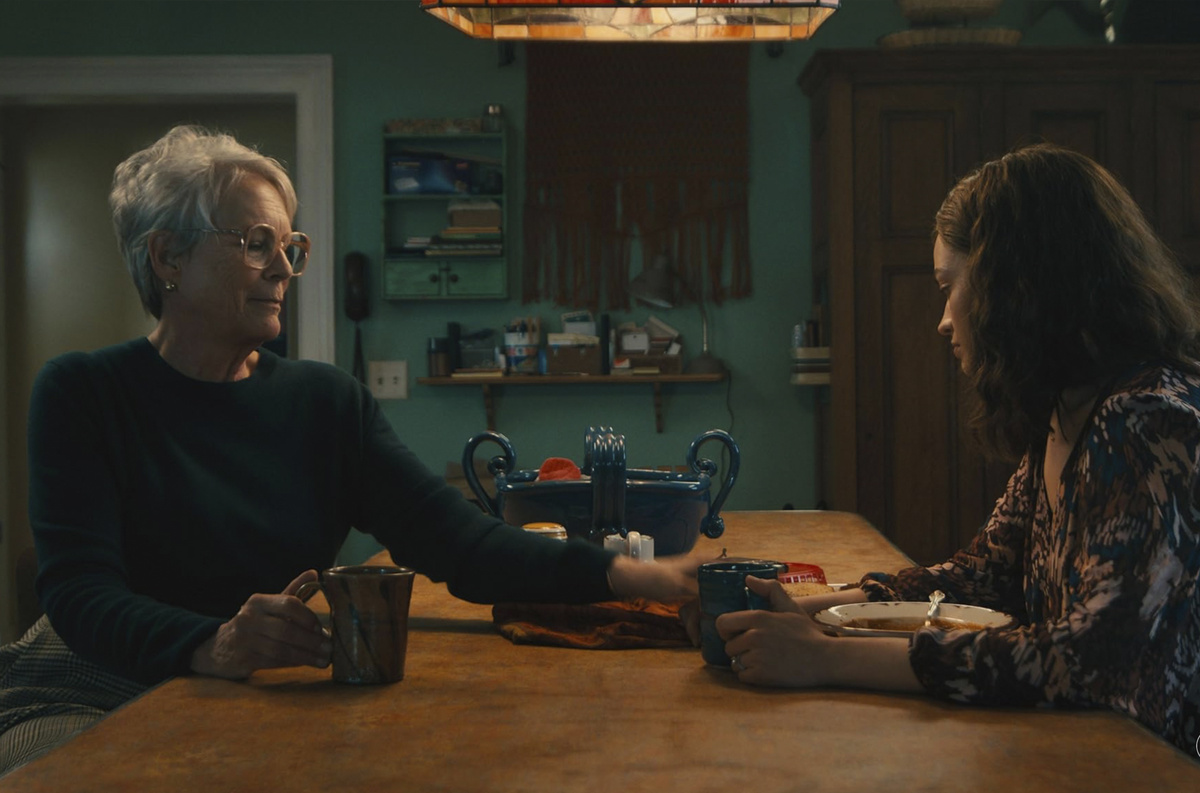 Кадр из фильма "Элла Маккей"