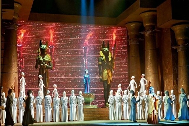   В год 153-летия великого певца на фестивале представили постановку «Аиды» режиссёра Юрия Александрова. Фото: АиФ/ Ольга Любимова