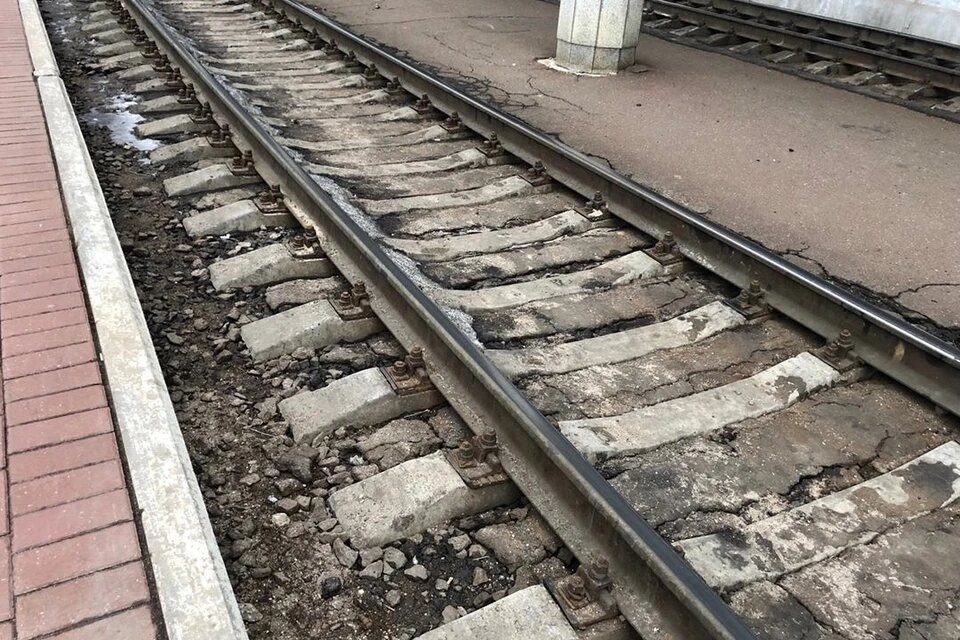    Оверчук: РФ обдумывает возобновление ж/д сообщения в Грузию через Абхазию Дарья ПУТЕЙКО