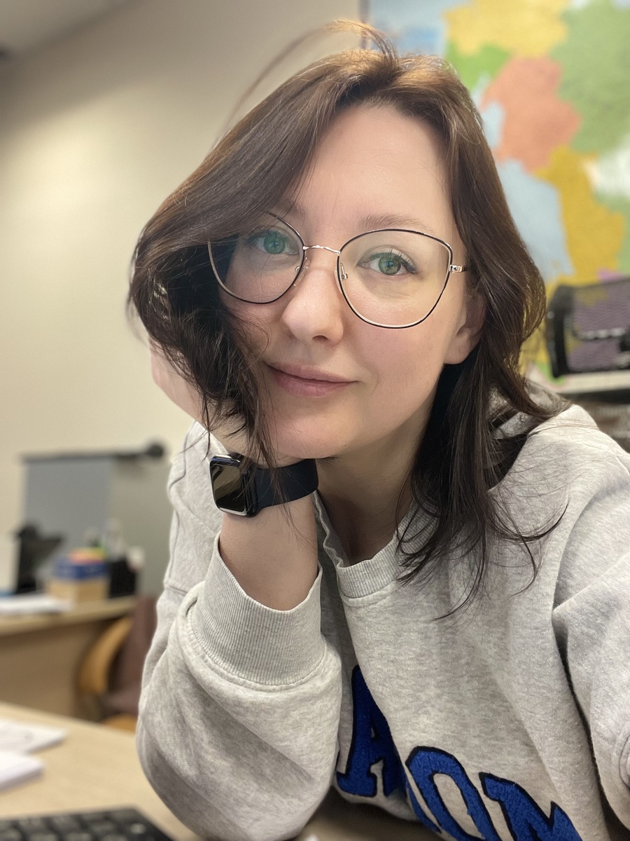 Алёна Шестакова в офисе TecForce