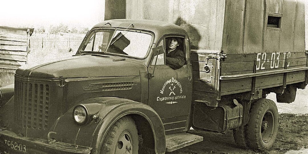 УралЗИС-355М: идеальный труженик эпохи