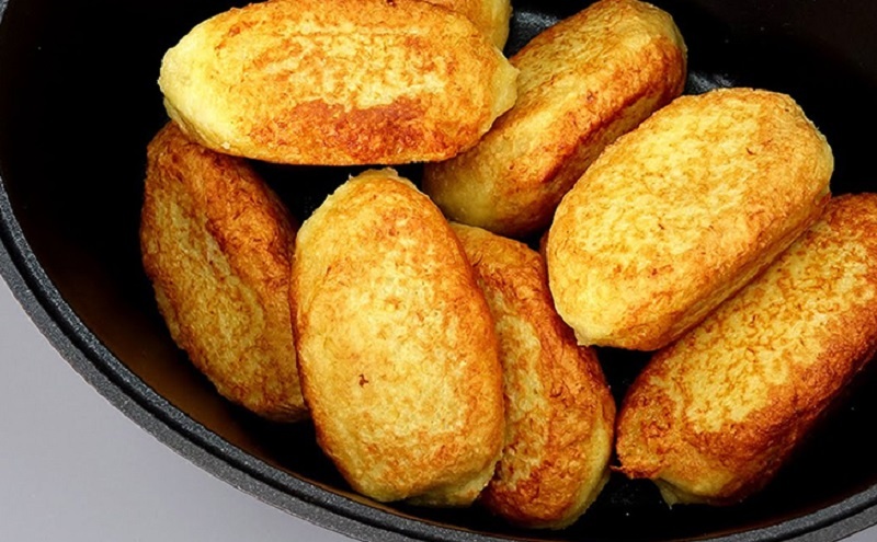 Белорусские колдуны с грибным соусом: сочное мясо в картофеле, секреты идеального вкуса