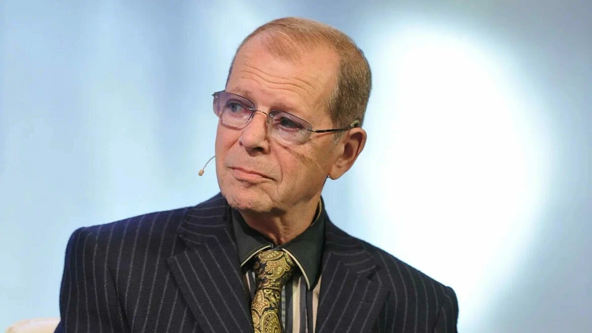 Сатирик Аркадий Арканов