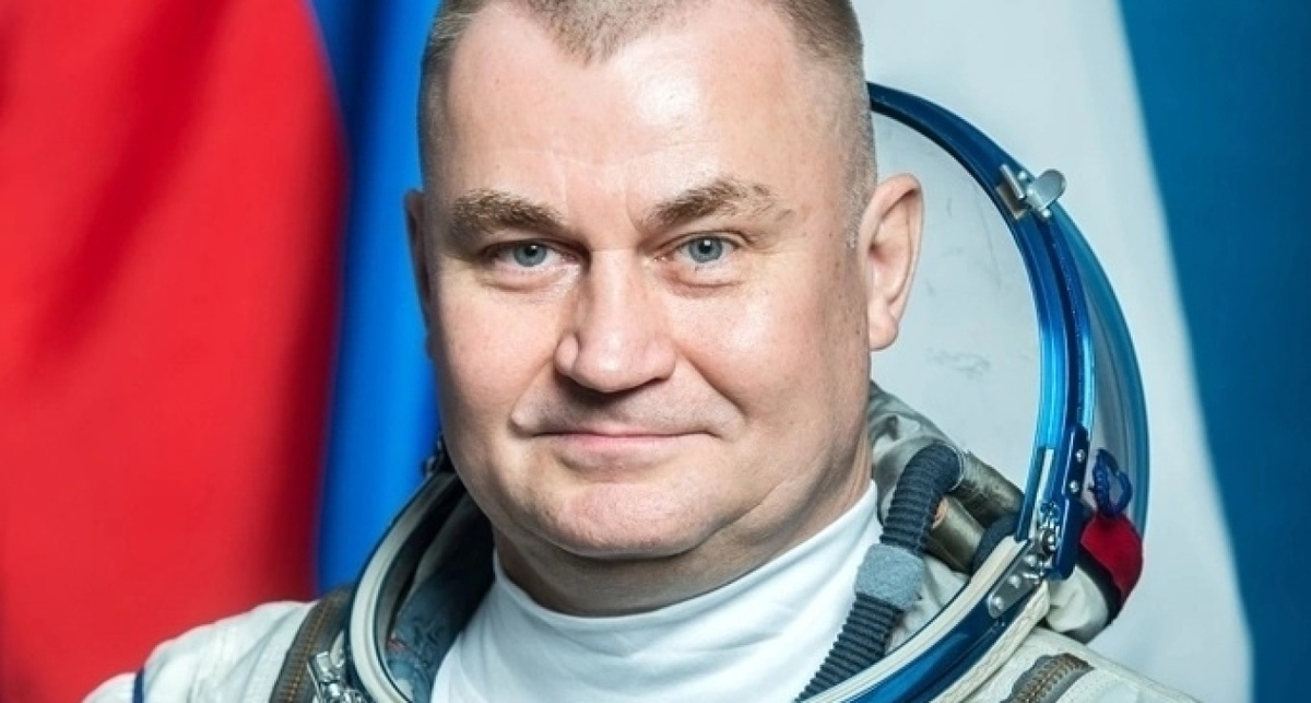    Роскосмос