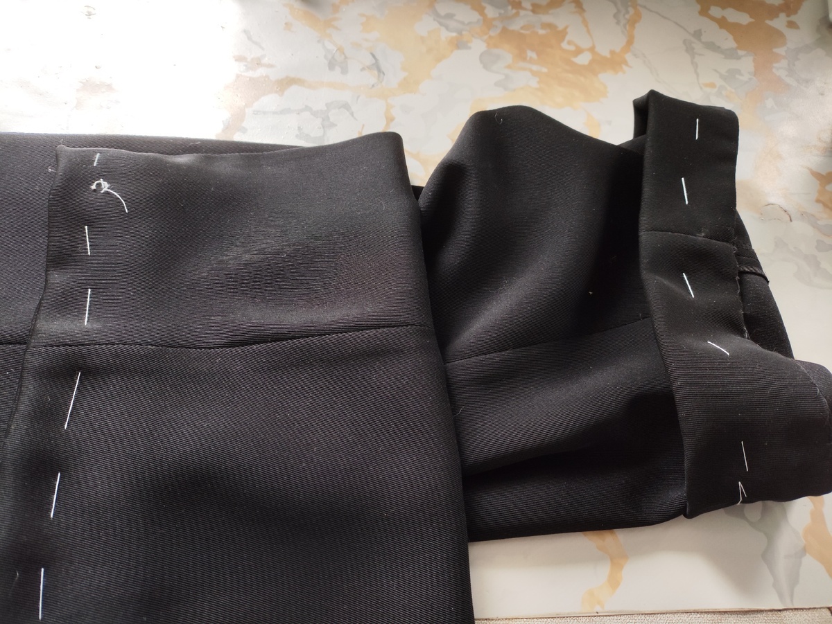 Наметала, по наметке уже подшивала.