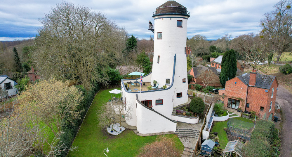 Жизнь в британской достопримечательности: башенка мечты или головная боль?