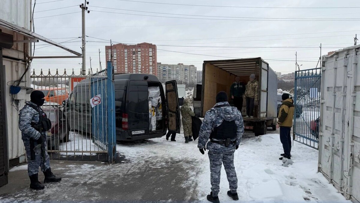    Предприниматели забирают вещи с «Темерника» в Ростове   r61.fssp.gov.ru