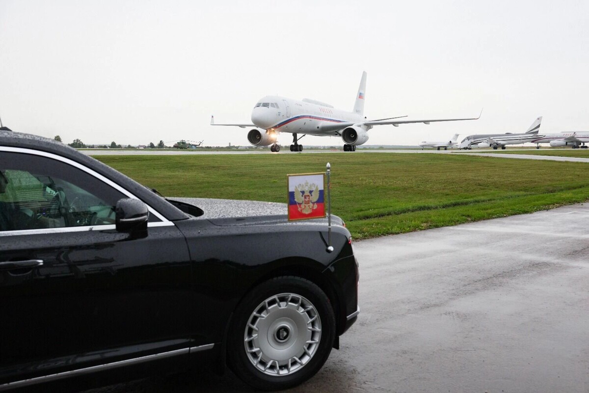    Далеко не все госслужащие могут позволить себе дорогие машины и предметы роскоши   Гавриил Григоров/ТАСС