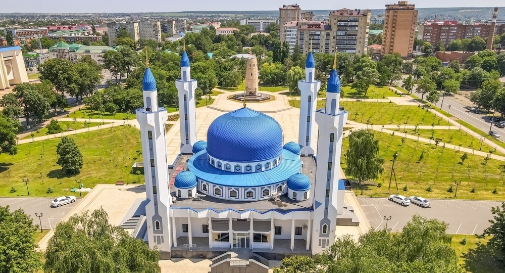 Майкоп за два дня: искусство Востока, пивзавод и водопады Руфабго.