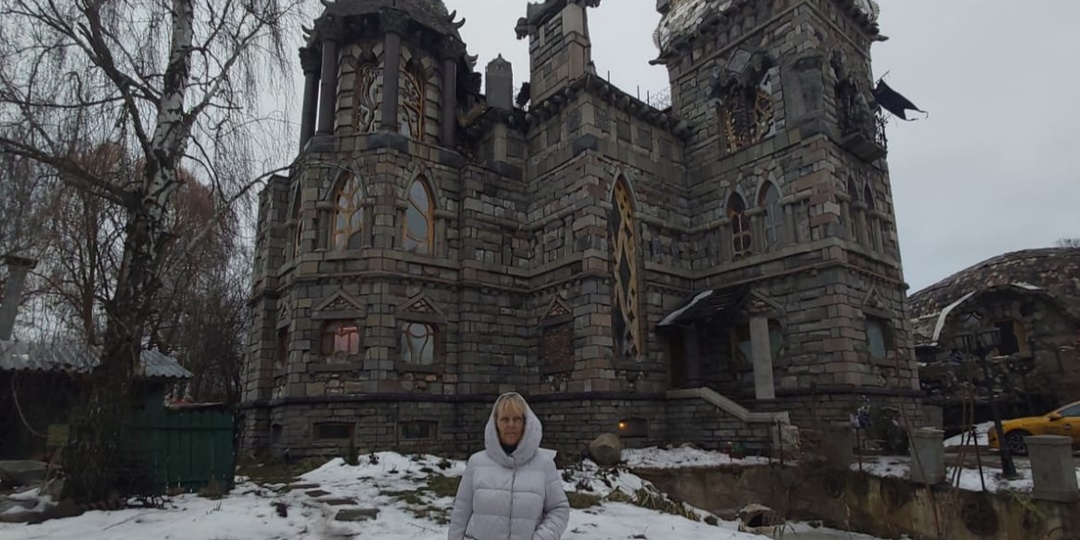 Неожиданный замок в Балашихе - красота и хАос!