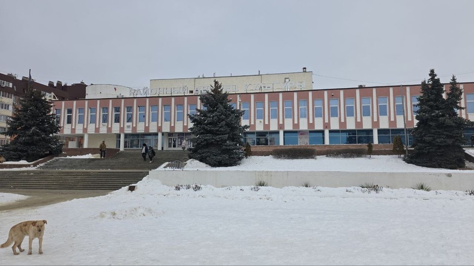    Люди весь день провели в ДК в Городище. Екатерина СИМОХИНА