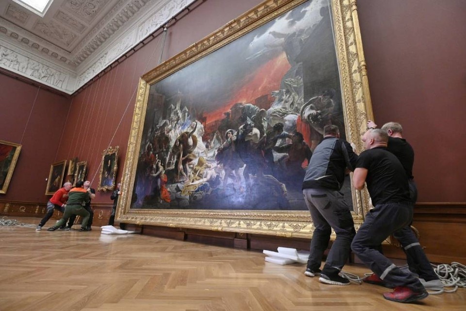    Шедевры Брюллова вернулись в Петербург. Алексей БУЛАТОВ