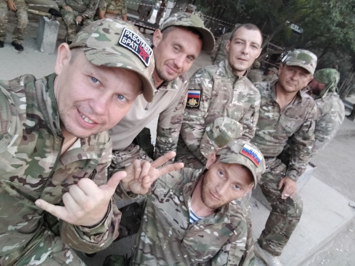 С боевыми товарищами