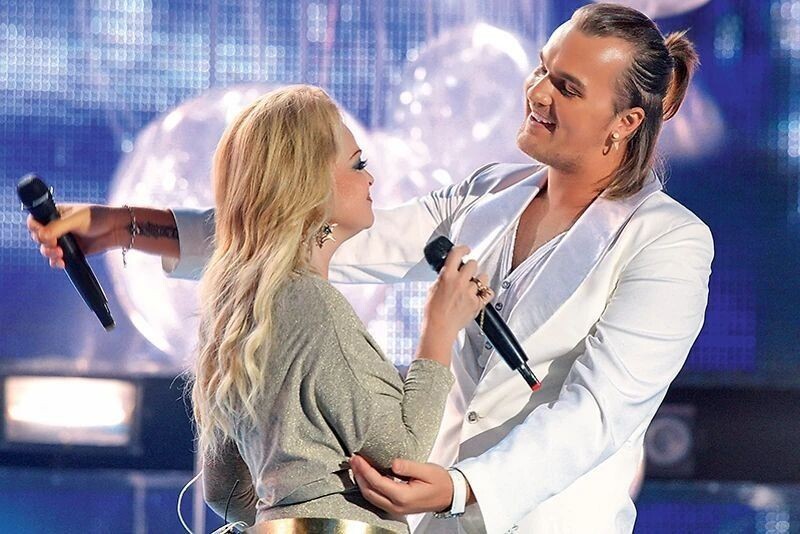 Александр Панайотов и Лариса Долина.