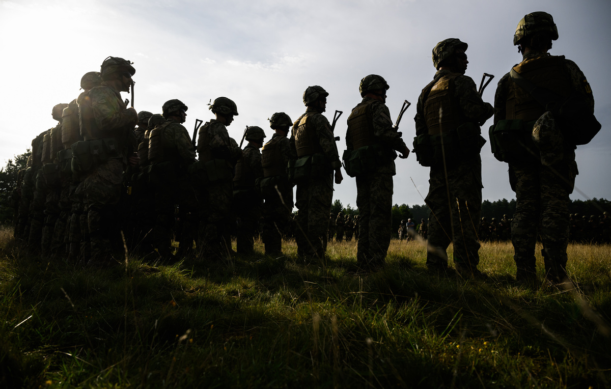 Leon Neal/Getty Images